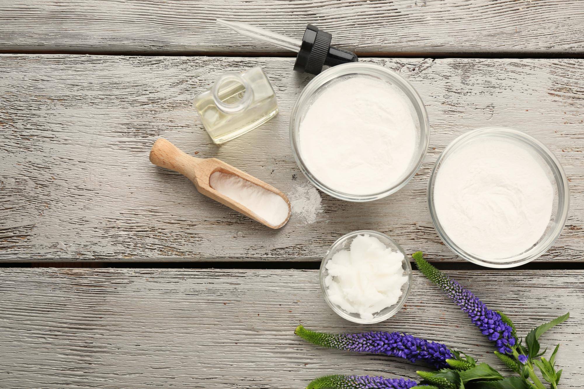 Jak zrobić naturalny antyperspirant i dlaczego warto go stosować?